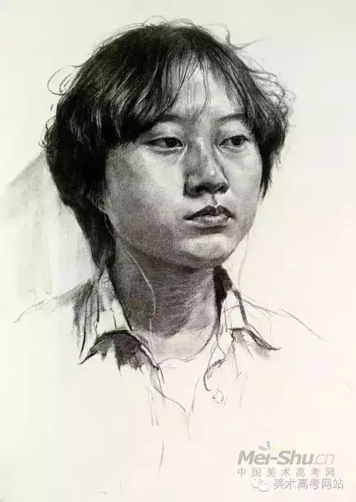这样处理素描考试中的衣服,肯定能得高分