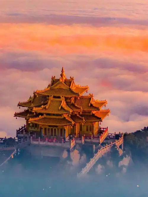 点赞破百万的世界级雪景雾凇云海,仿佛误入天宫,这里早该火了
