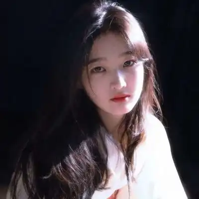 幸福右边荒芜人烟女生头像我要个性网