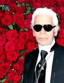 时尚界凯撒大帝曾带领香奈儿起死回生,中国人称老佛爷
