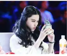 范冰冰的手机壳原来都长这样满满的少女心超萌