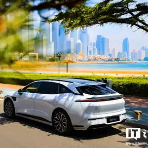吉利汽车建议私有化极氪