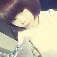 丶素颜﹌.的配套签名和头像