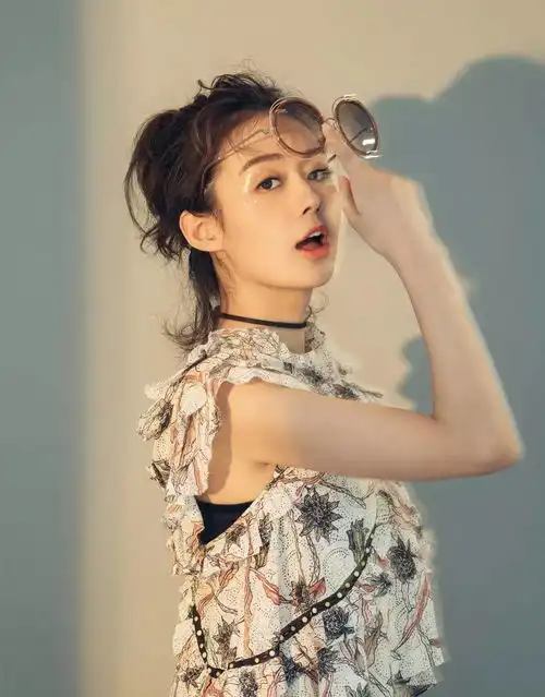 明星专访丨郑合惠子,勇敢成长