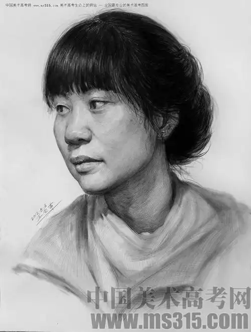 河北师范大学美术学院附中王会革素描头像优秀作品9