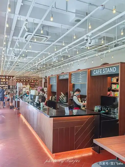 魔都网红书店茑屋书店
