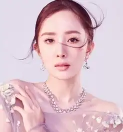 杨幂发文感谢粉丝们也决定以后不会再收粉丝礼物