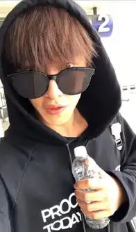狼族少年李聪拍上瘾七宗绝视频来袭