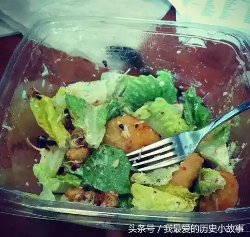 外国人是这样吃老干妈的,看完不得不佩服
