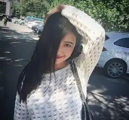 最会穿衣服的40岁少女高圆圆告诉你旅行就该这么