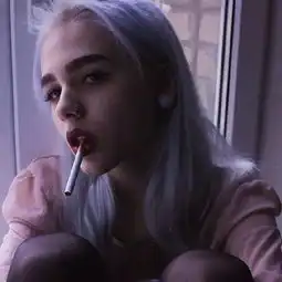 头像丨有一个早晨,我丢掉了所有的昨天