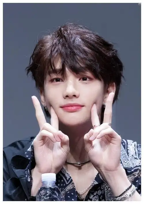韩瑞希曝料straykids黄铉辰聊天记录,riizenct成员牵涉