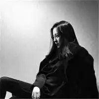 女生头像深色系韩版微信头像图片大全