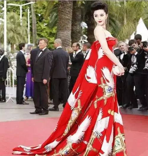 她是为数不多的红毯零失误女星了