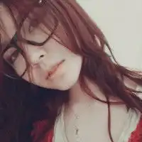 网络大热的个性女生头像别再为爱受苦3