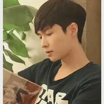 张艺兴携手工作室开始公益三部曲,给贵州贫困区孩子捐赠飞天礼包