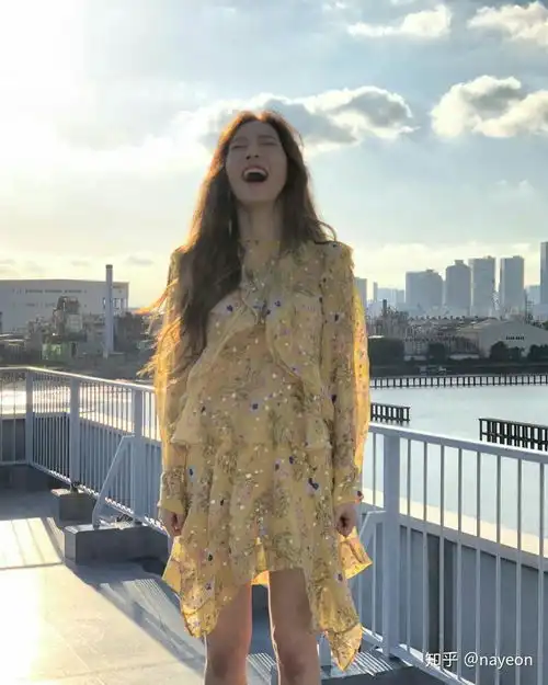 一个几乎从来不换头像的男生,微信头像突然几天换了好几个,还是可爱型的,意味着什么