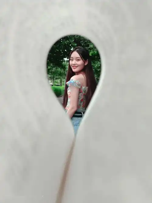 拍出高级感,6个创意自拍技巧教你拍出有质感的人像