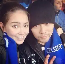 周杰伦女儿画像曝光网友求看小周周真容