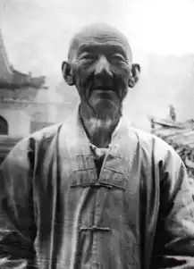 上马杀贼真佛子追忆抗日战争中的爱国僧人