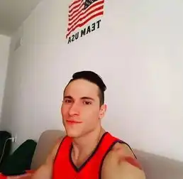 这届奥运会,老外继蚊帐之后,终于把我们的拔火罐也学走了来自东方的神秘红圈